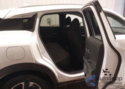 2025 Nissan Kicks Sv Intelligent Awd from USA, damaged, VIN 3N8AP6CBXSL375355